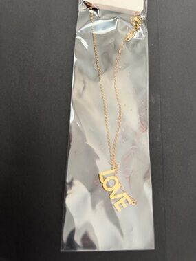 Pol Atteu Love Necklace Gold Tone Pendant Chain Fashion Jewelry Gift